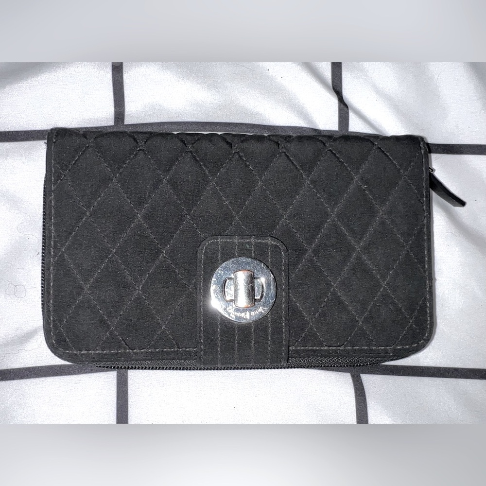 Vera Bradley Turnlock black Wallet